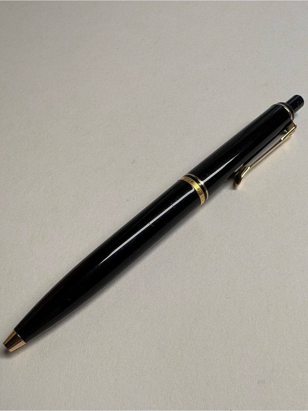 Pelikan Souverän K600 Black Ballpoint Pen Gold Plated Trim